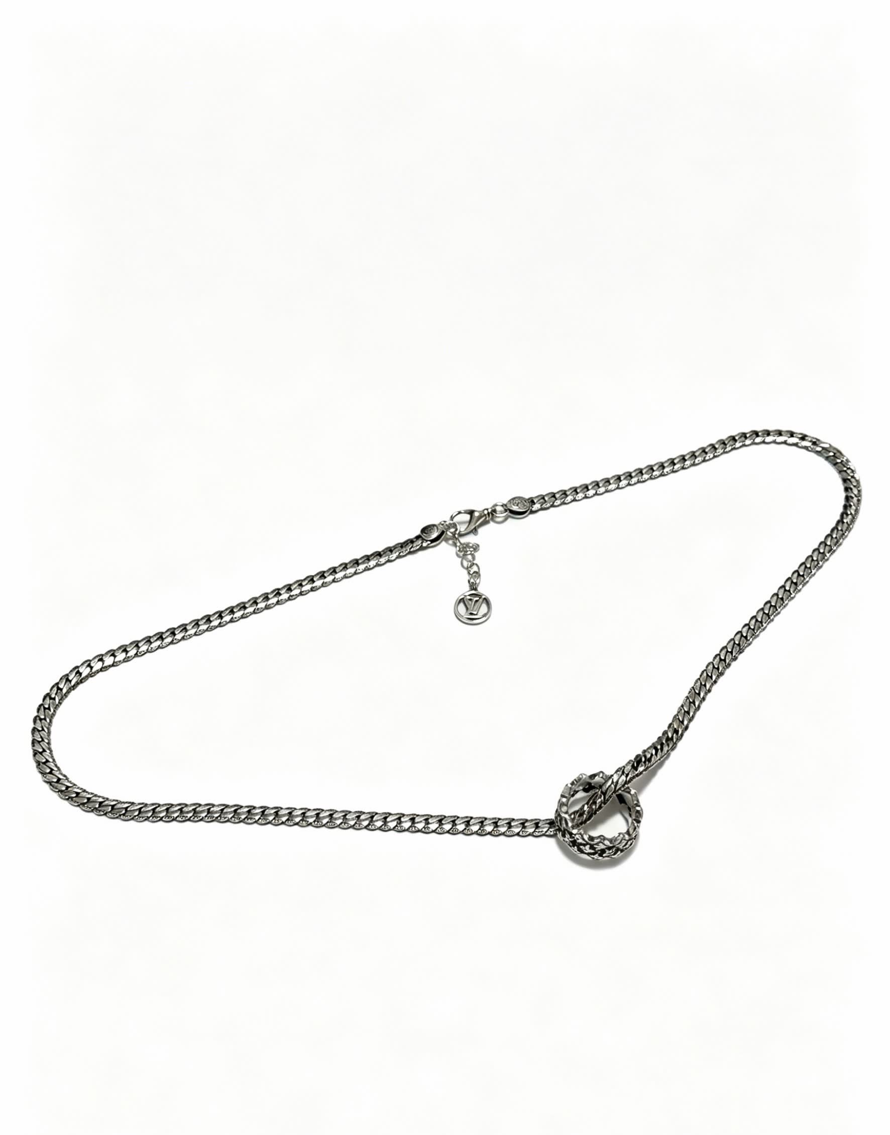 Louis Vuitton Silver Chain Necklace with Flower Pendant